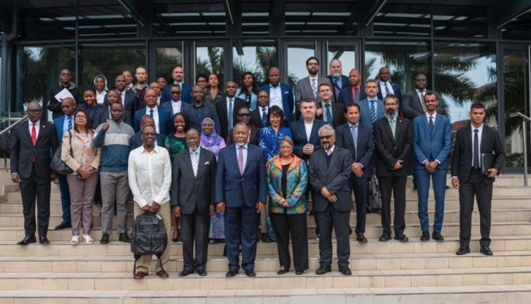 The Eastern and Southern Africa Commission on Drugs brought together a diverse group of participants in Maputo in August 2024 to discuss the regulation of cannabis. 